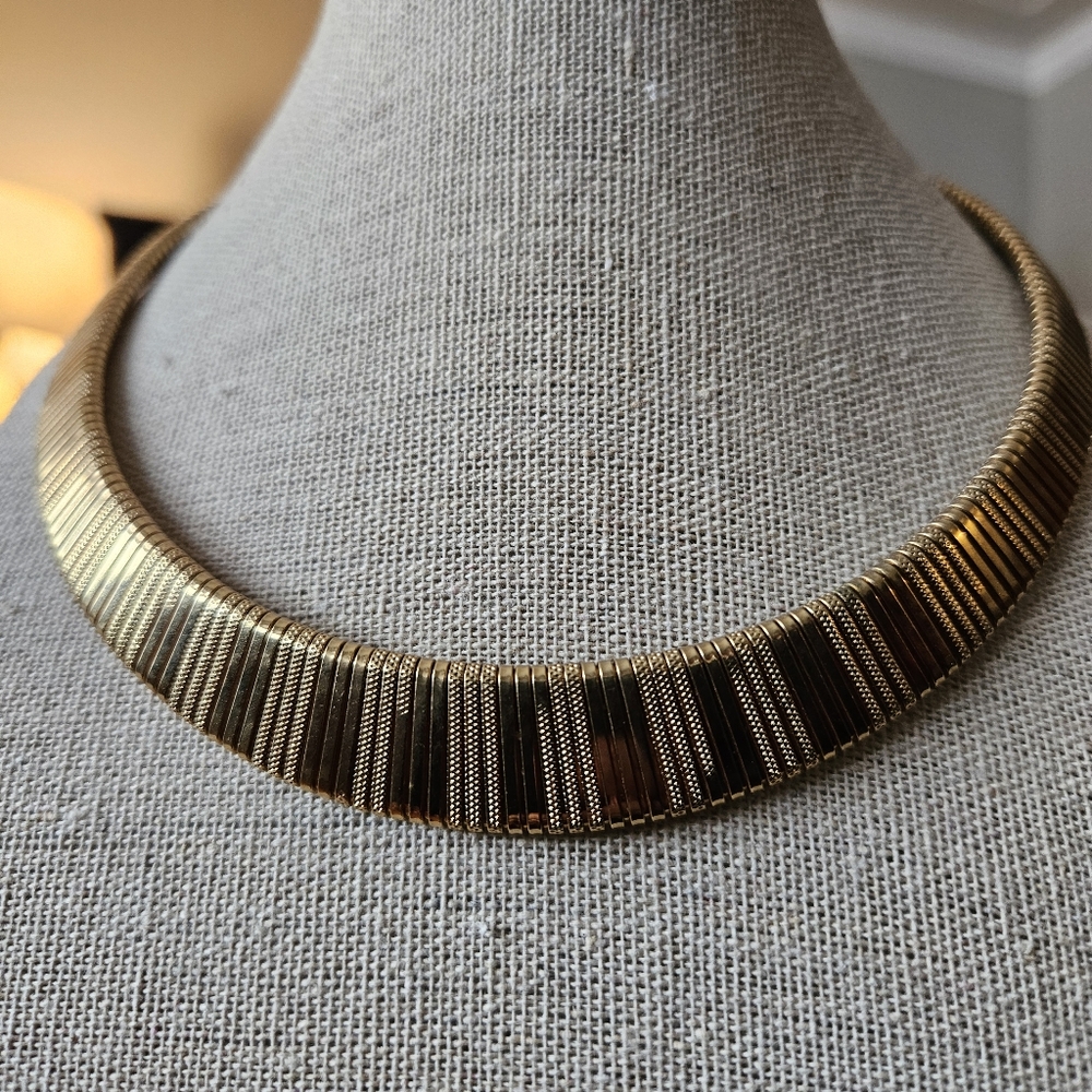 Chunky Omega Vintage Two Tone Choker Necklace